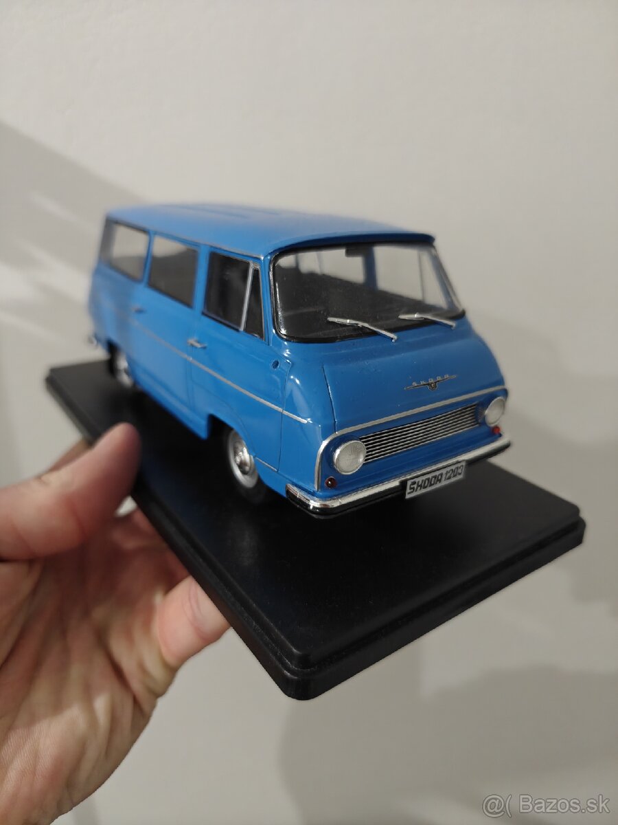 Škoda 1203 mierka 1:24