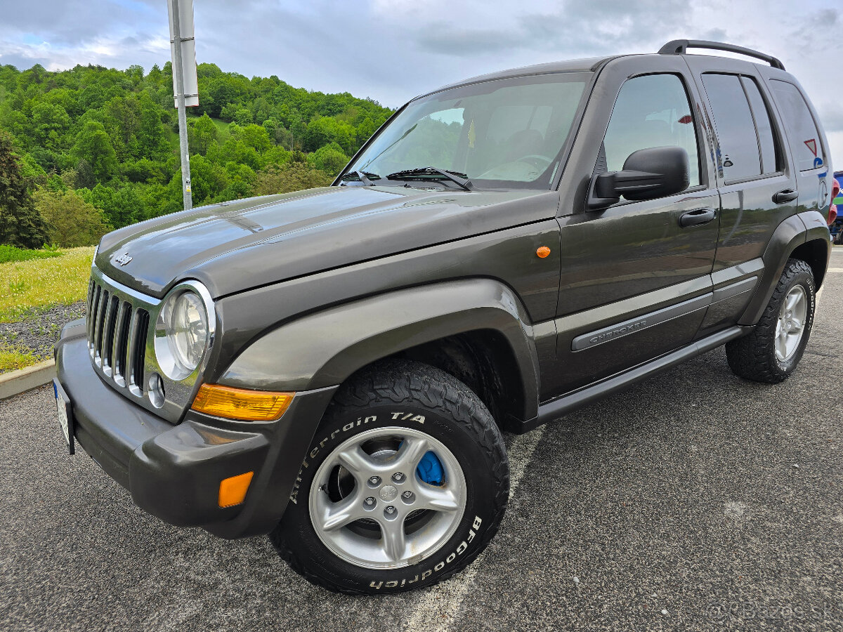 Jeep Cherokee 2,8CRD /120kw /2006/ BEZ KOROZIE //195tis.km//