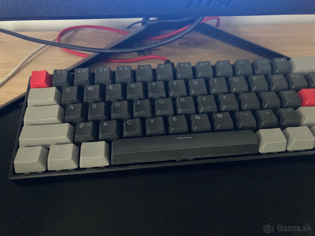 Yenkee atom klávesnica