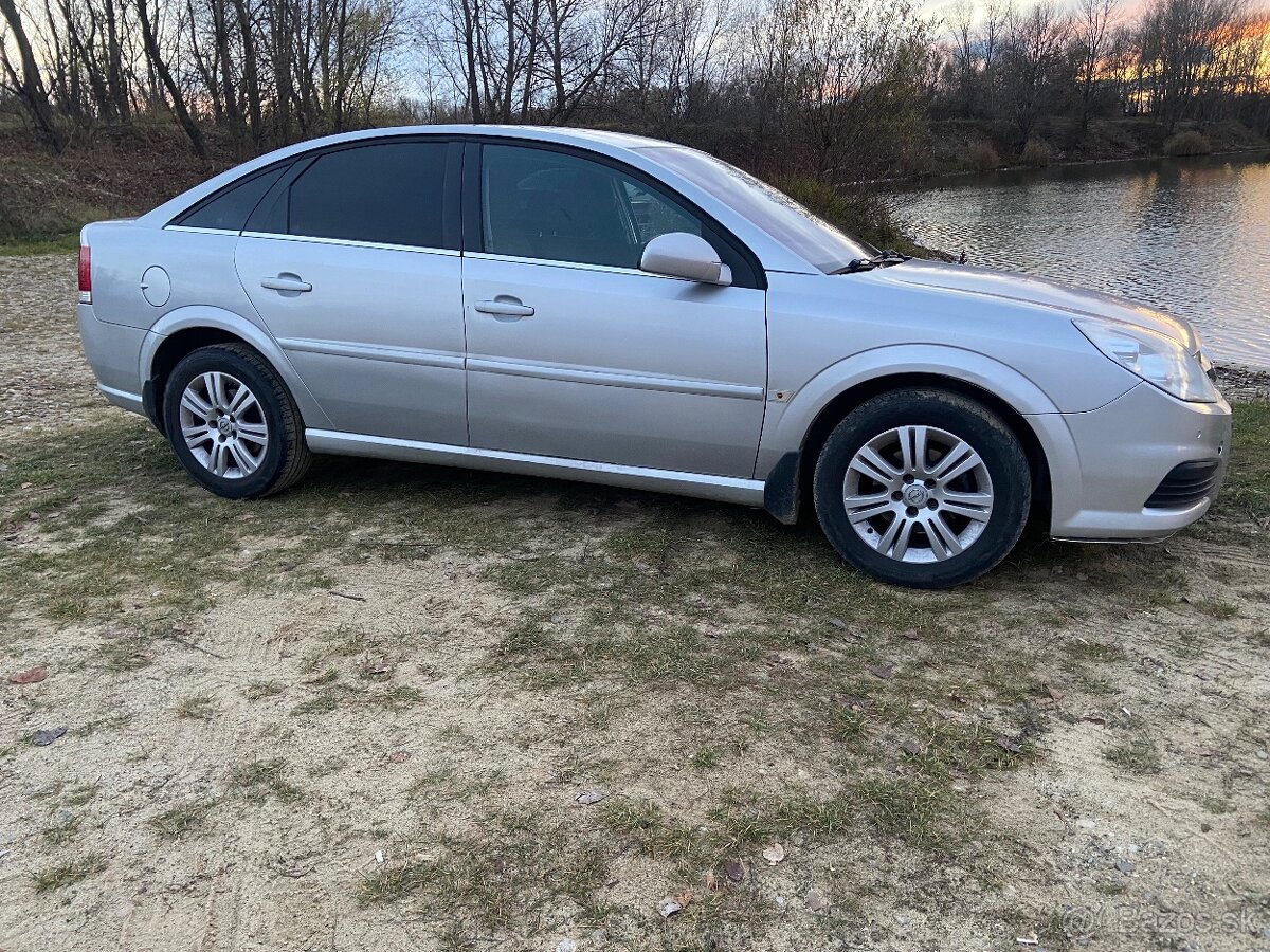 Vectra C 1,9 110kw + 1 zadarmo