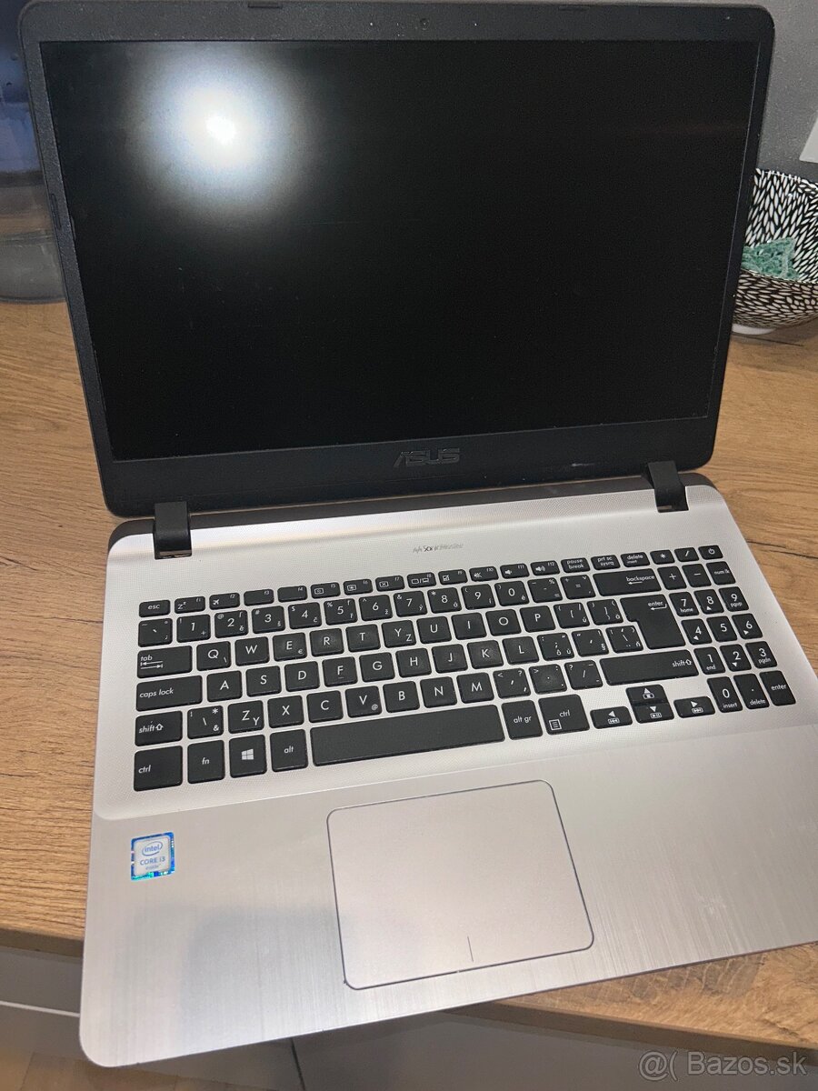 Asus X507u