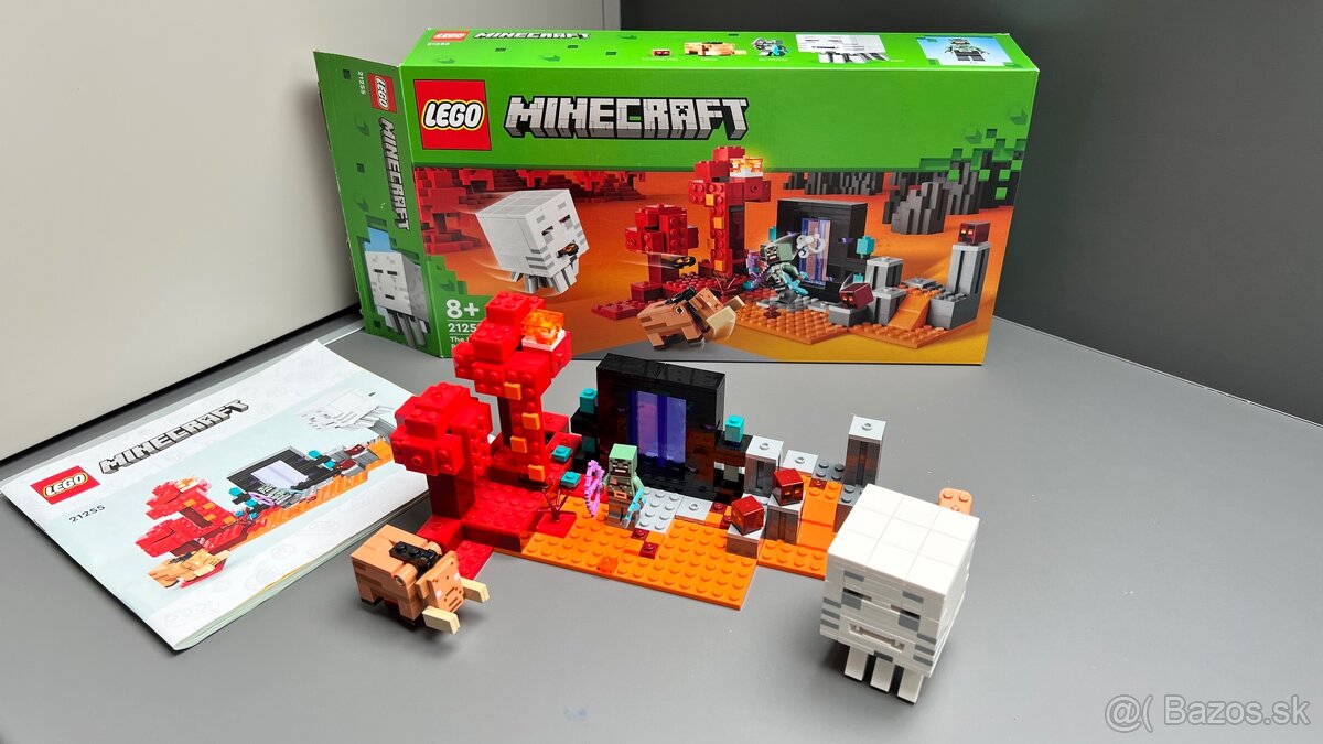 Lego 21255 Minecraft Prepadnutie portálu do Netheru