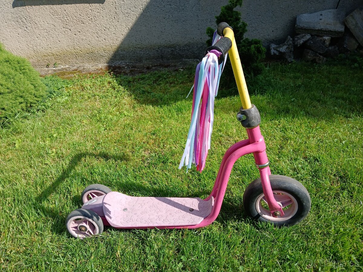 Kolobežka Puky funkčná s cool strapcami :)