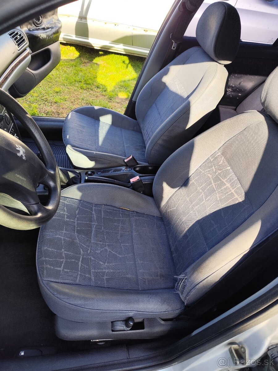 Peugeot 406