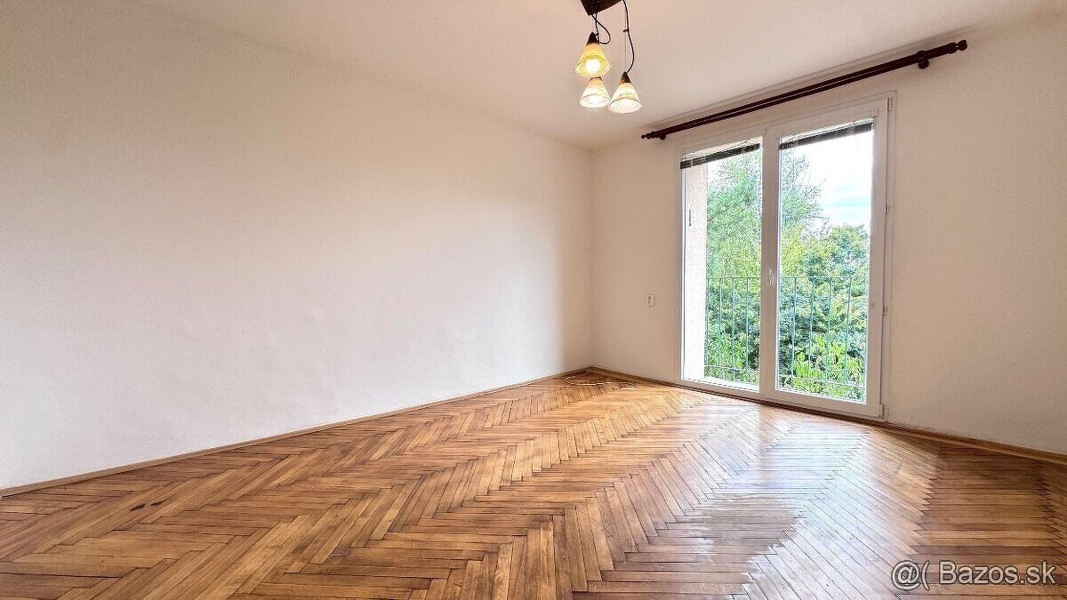 Na predaj 2izbový byt Hlohovec ulica R.Dilonga