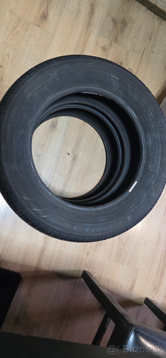 Nove letne pneu 185/65/15