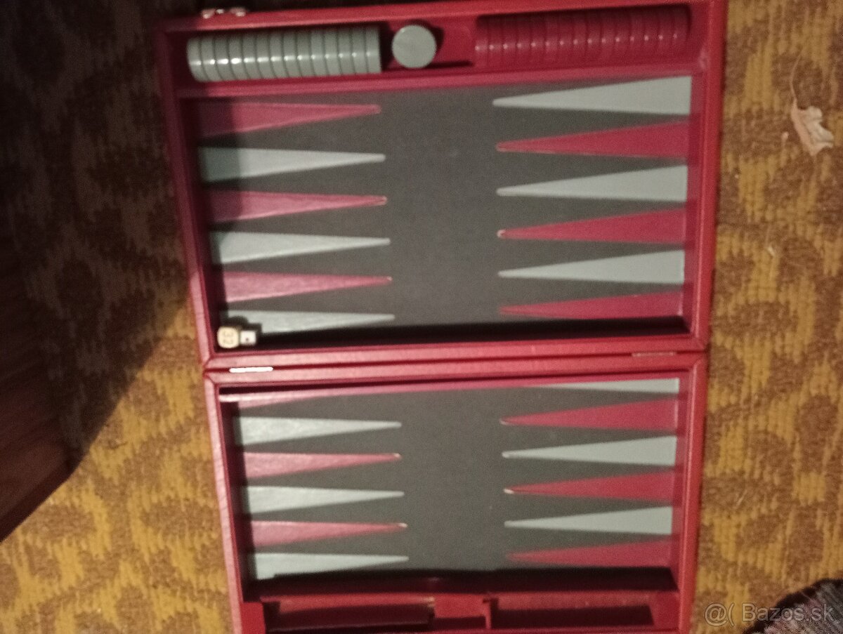 SPOLOCENSKA HRA BACKGAMMON