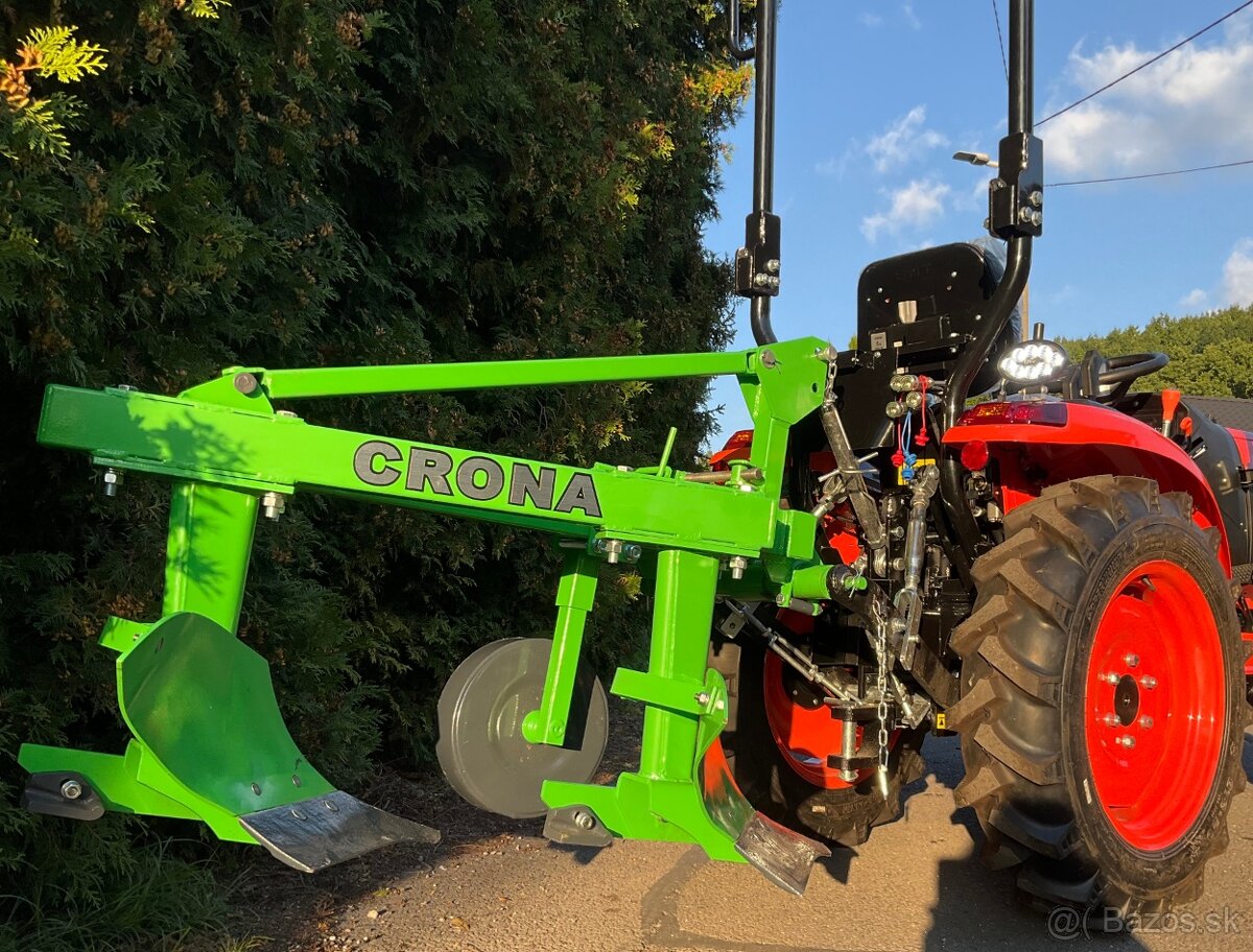 Dvojradličný pluh za malotraktor