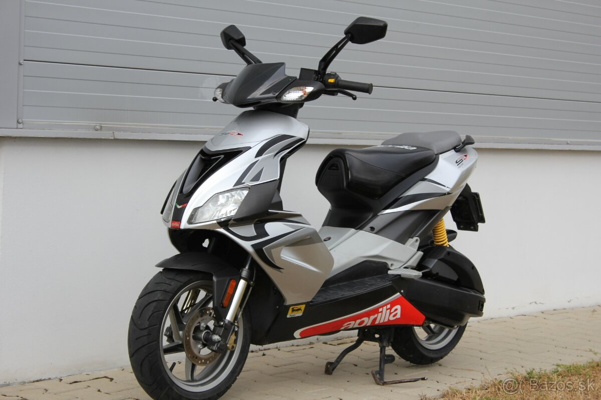 skúter aprilia SR50 2008 AM od 15 rokov ZIMNÁ CENA