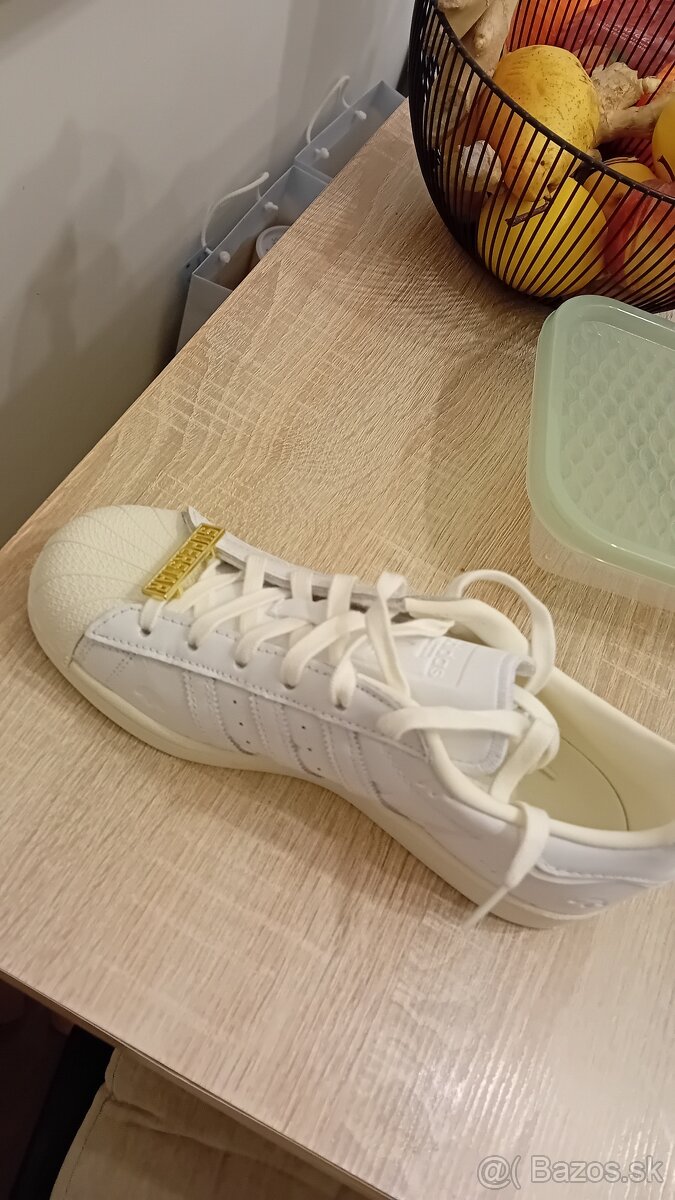Nove tenisky adidas superstar