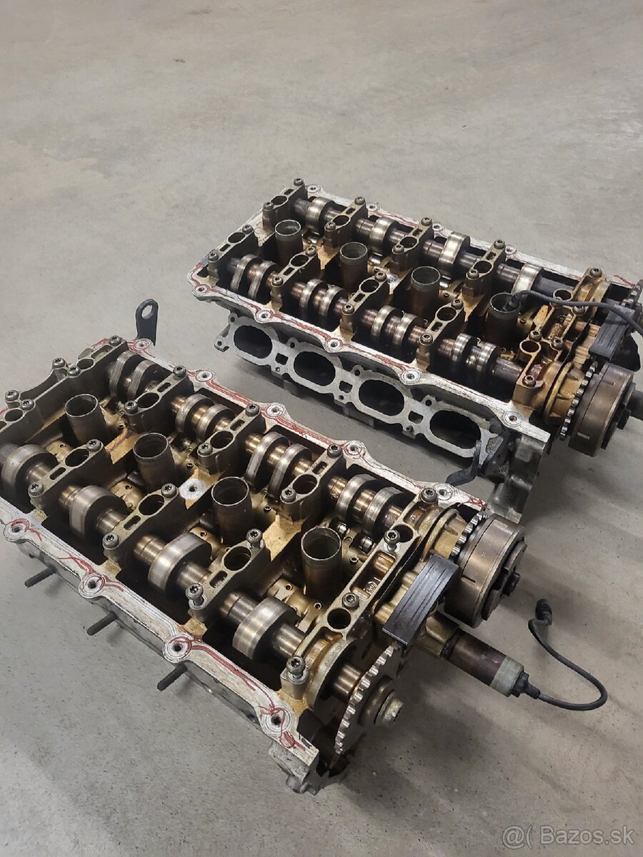 AUDI A6 C6 4F 4.2 V8 MPI HLAVA / HLAVY