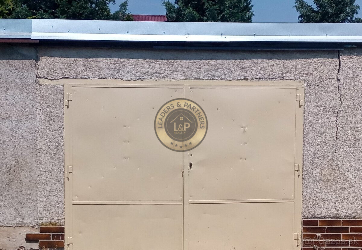 Na predaj garáž v Hlohovci časť Peter