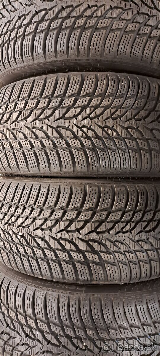 Predám 4ks pekné zimné 225/45r18-95W Nokian
