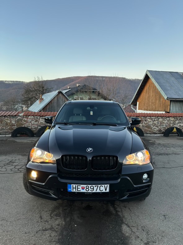 BMW X5 e70 4.8i