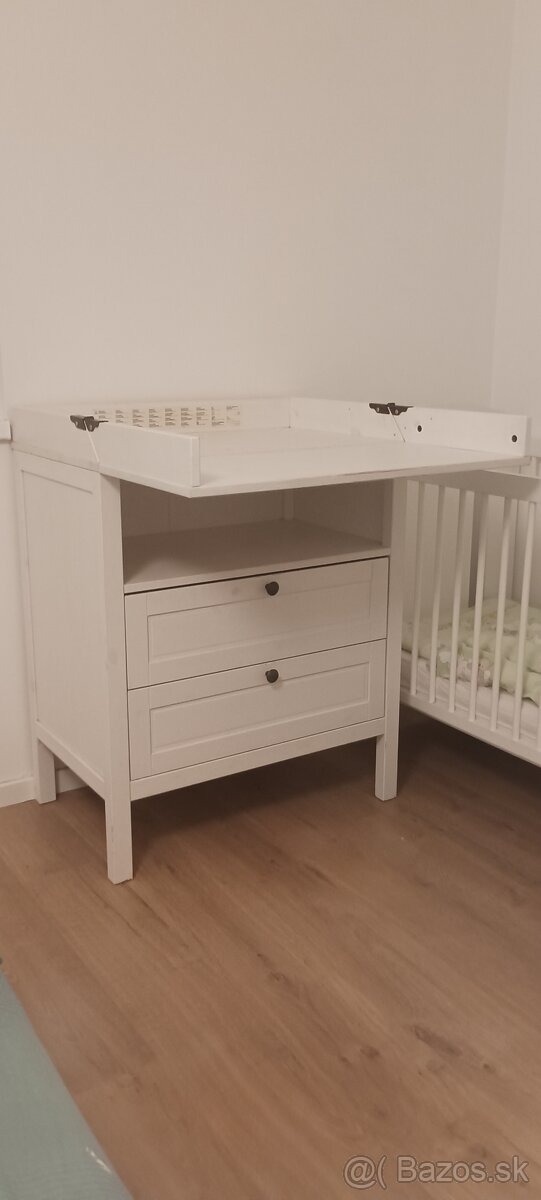 Prebaľovaci pult IKEA sundvik