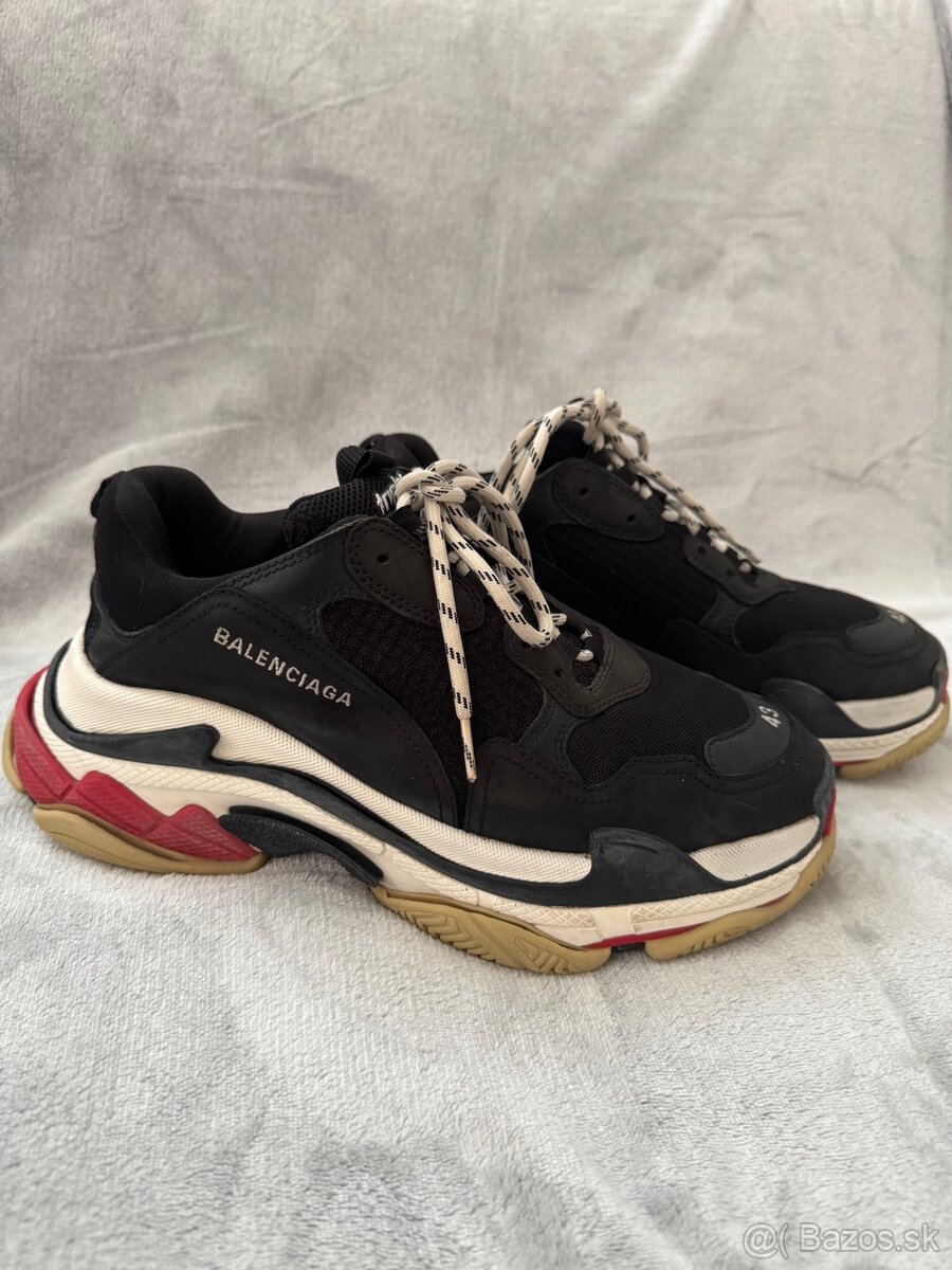 Balenciaga Triple S