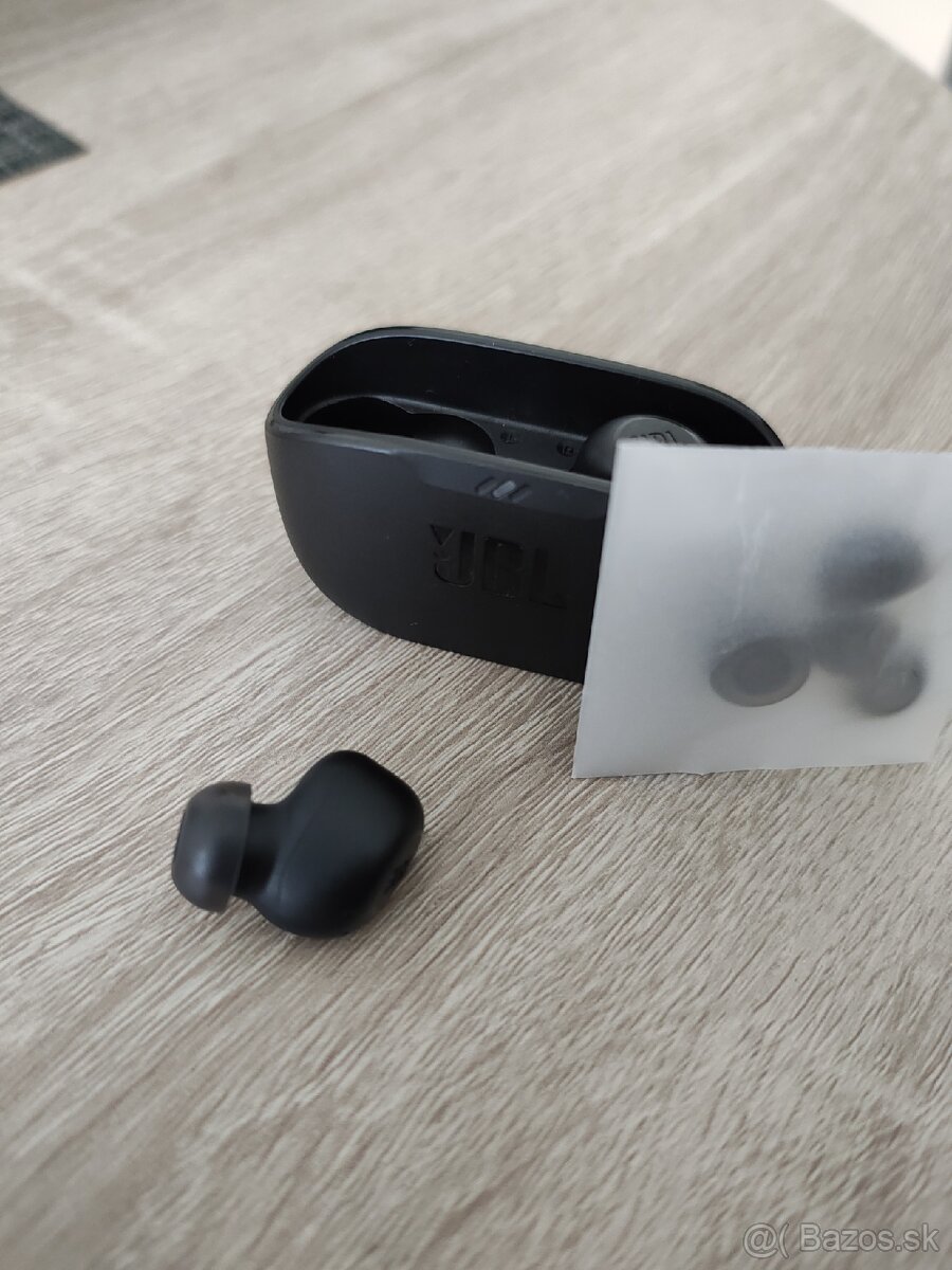 Predám JBL Wave Buds Slúchadlá čierne.