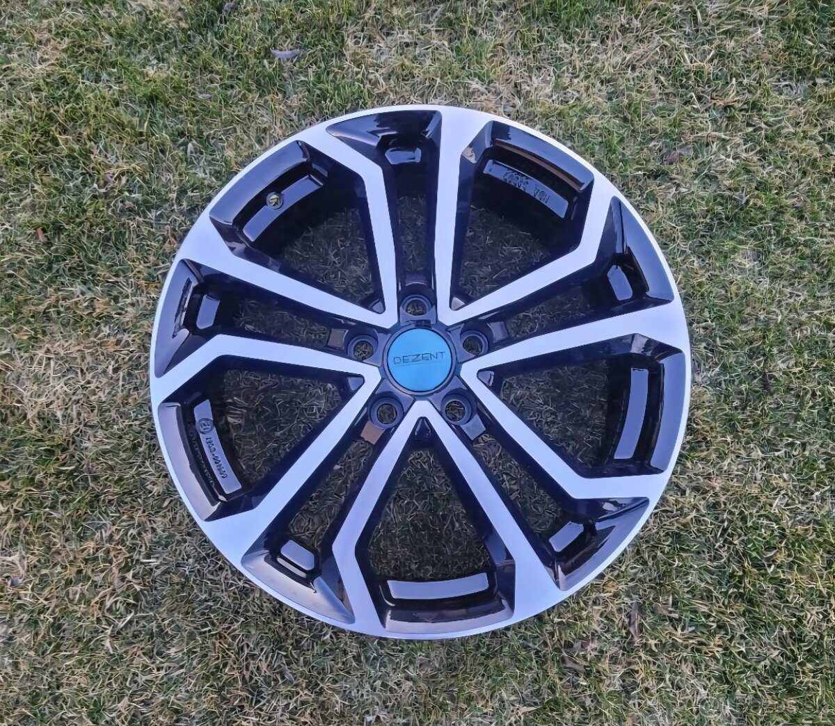 5x114,3 R18 Dezent