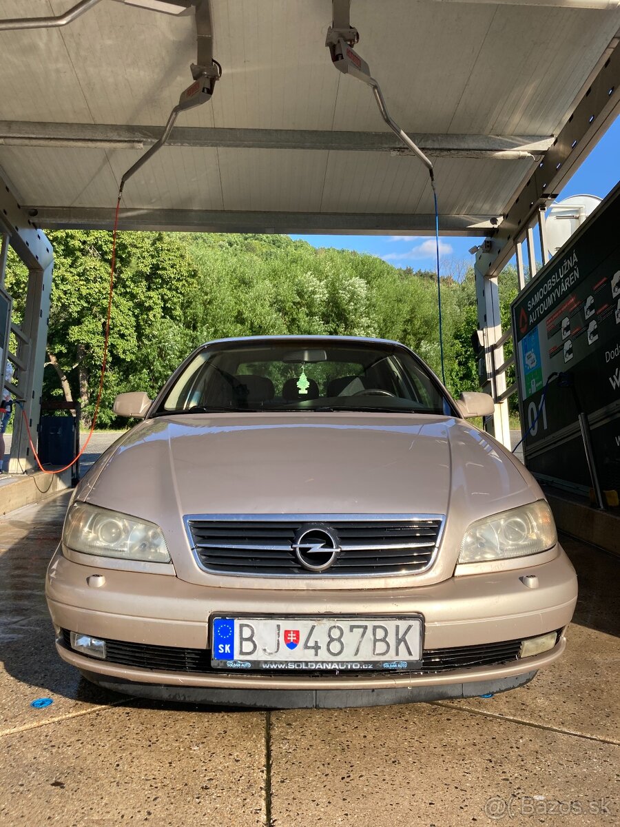 Opel Omega 2.6 V6