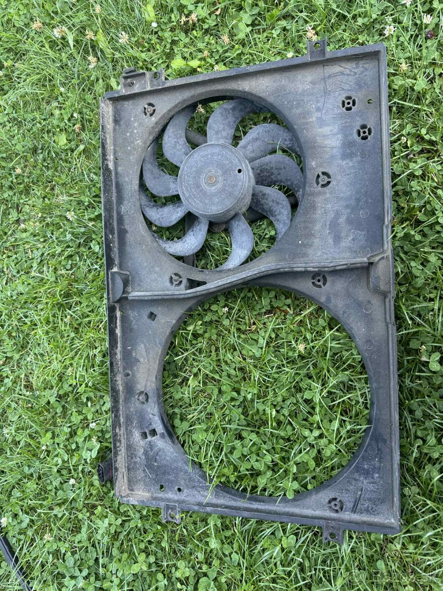 Drziak Ventilatora