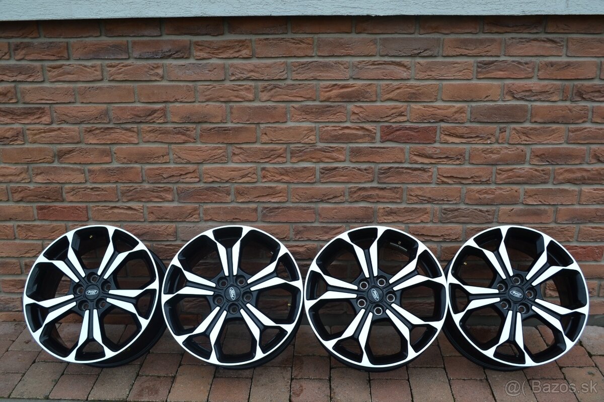 5x108 R18 Hlinikove disky Original Ford Puma