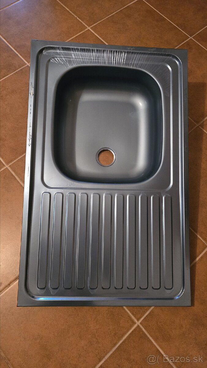 Nerezový drez 80x50 cm
