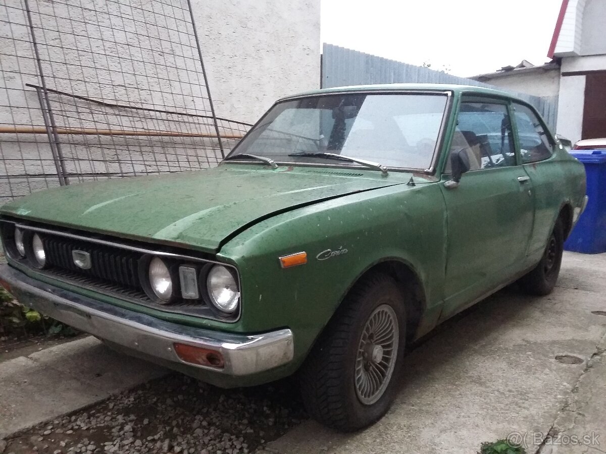TOYOTA CARINA 1600