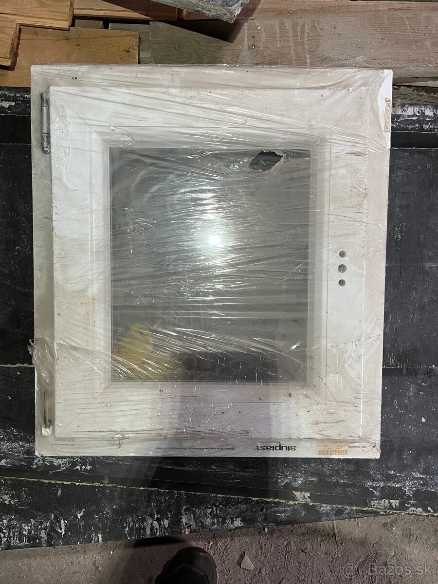 Predám okno 60x60 nové
