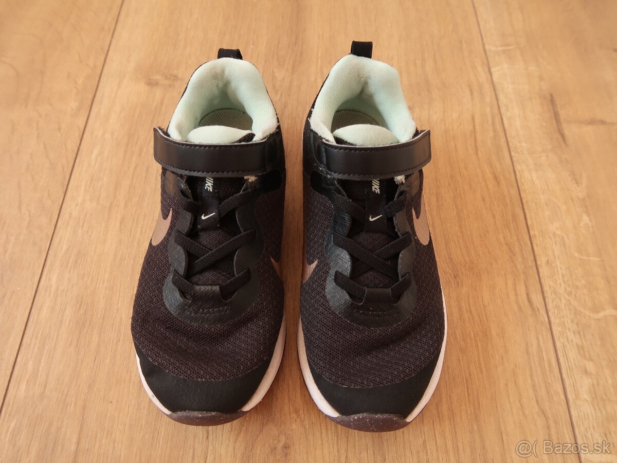 Tenisky NIKE č. 32 (20,5 cm)