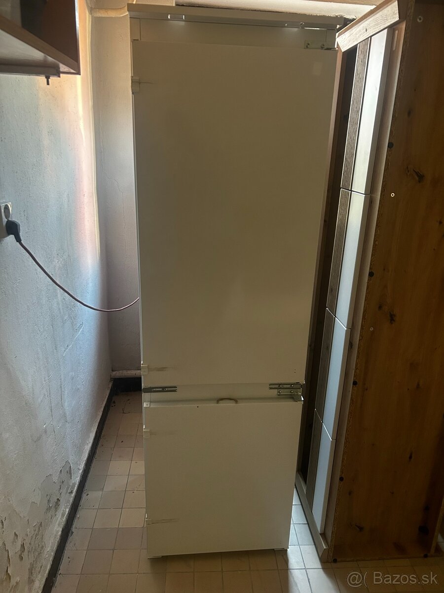Chladnička s mrazničkou
