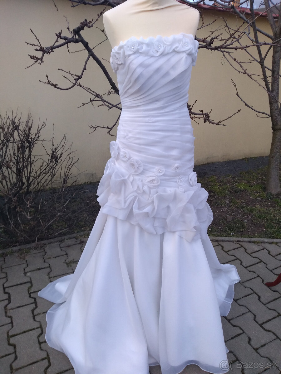 Svadobné šaty S