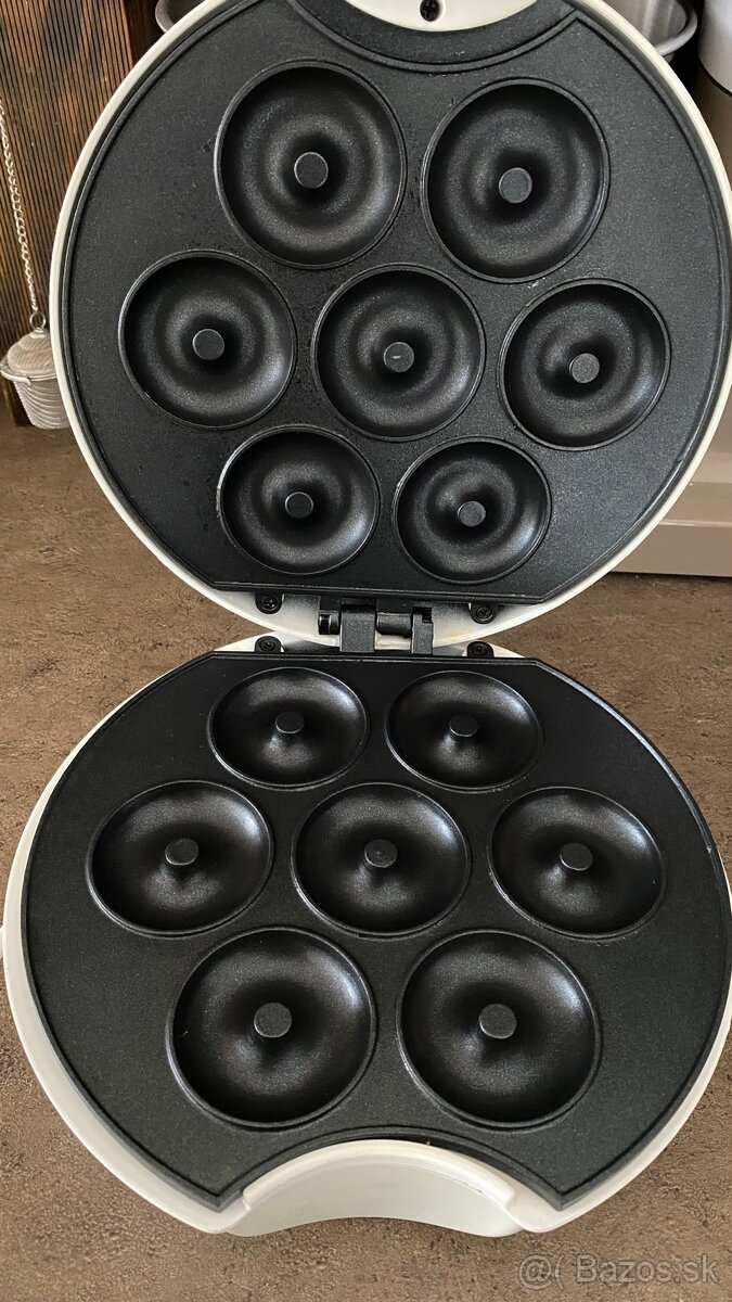 Donutkovač Clatronic pekáreň na donuty