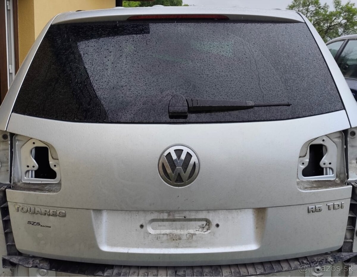 Kufrové dvere VW TOUAREG 7L