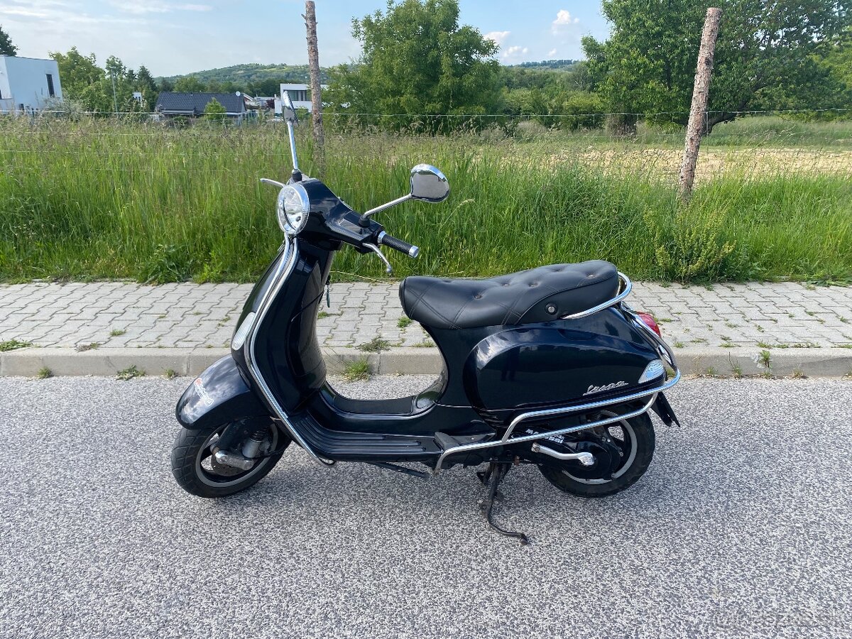 Predám Vespa lx 50