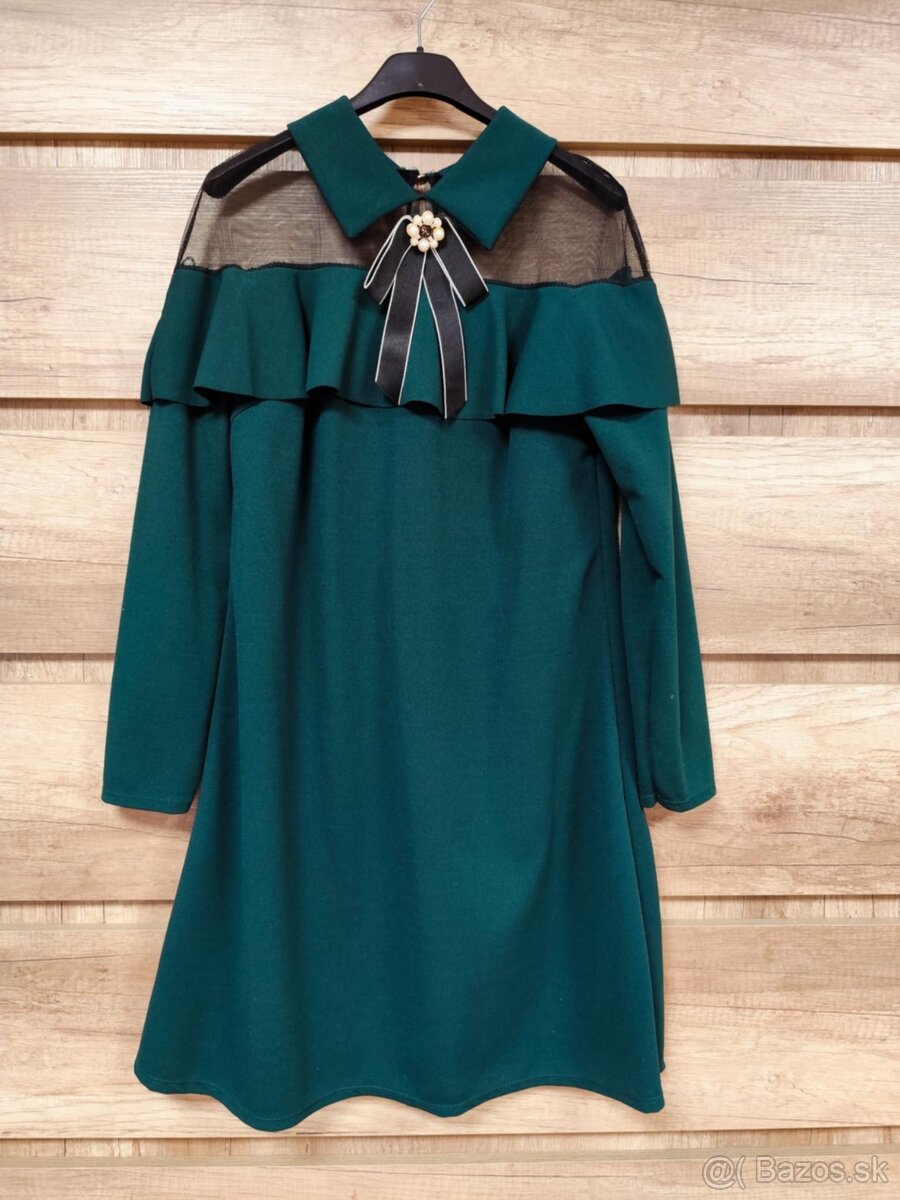 Elegantné krátke zelené šaty