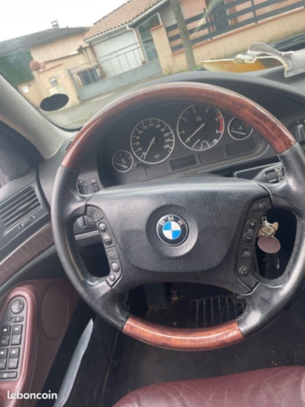 Predám volant e39