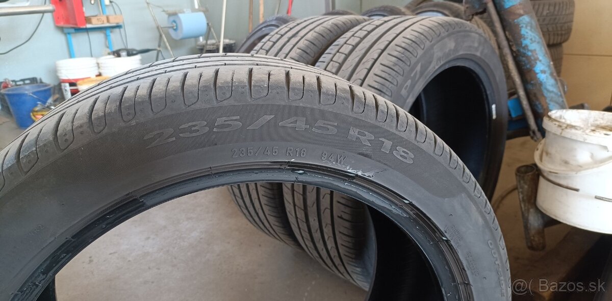 235/45 R18