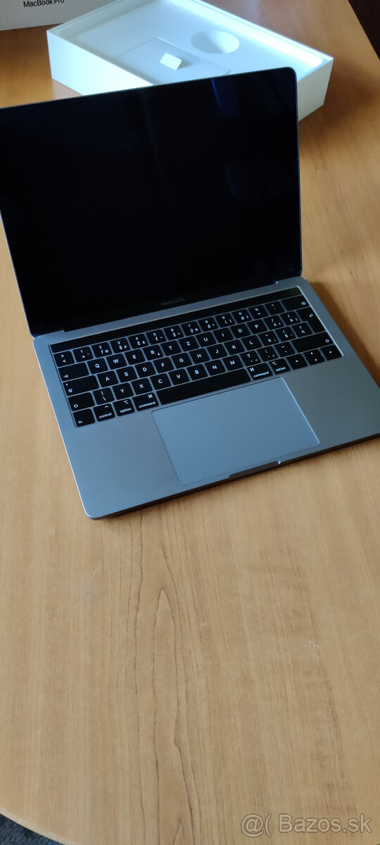 Predám nefunkčný MacBook Pro 13" A2159
