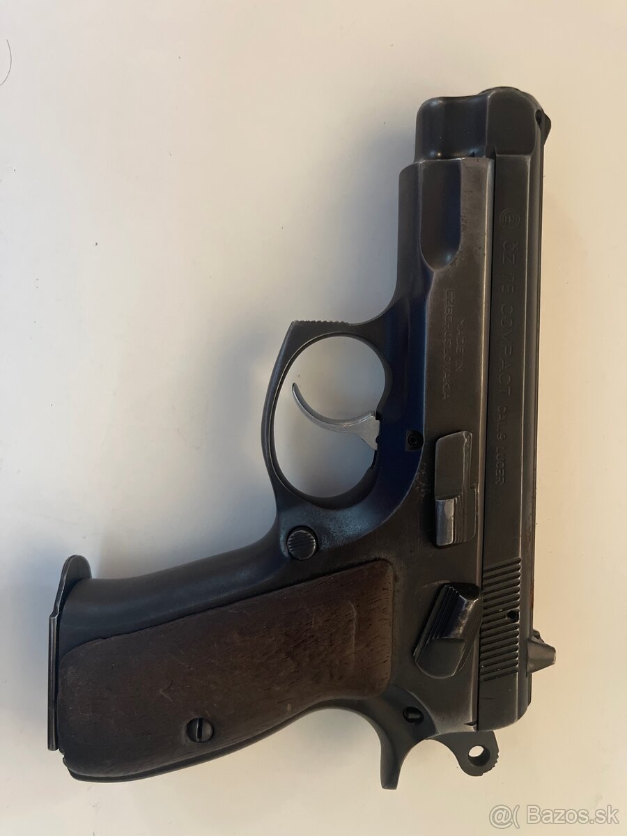 CZ 75 Compact 9 luger