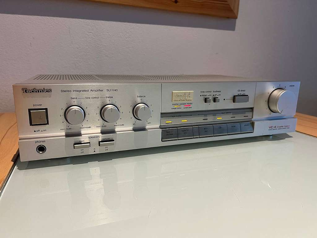 Technics SU-V40 Class AA -  VC-4 Amplifier system.