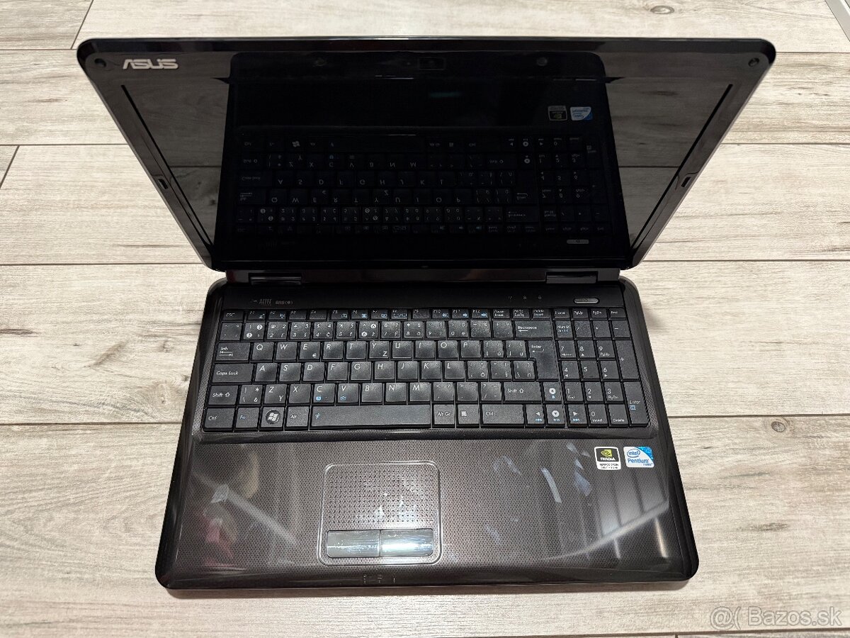 Predám Asus 15,6” s SSD a W10