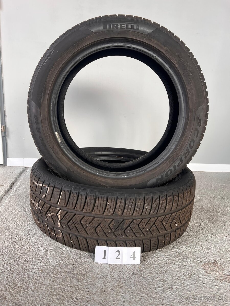 2x Pirelli Scorpion Winter 235/50 R19 Zimné