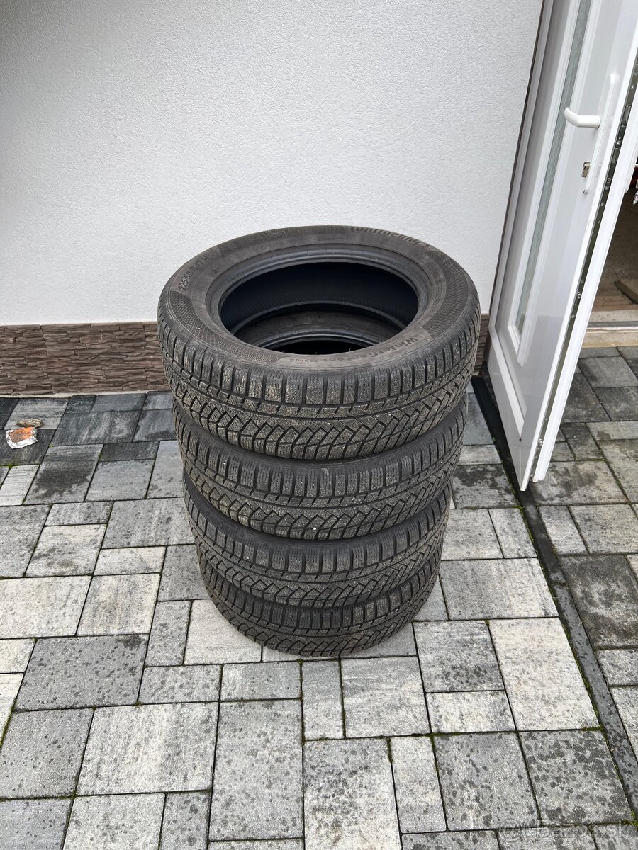 Zimné pneumatiky Continental 225/60 R17 H