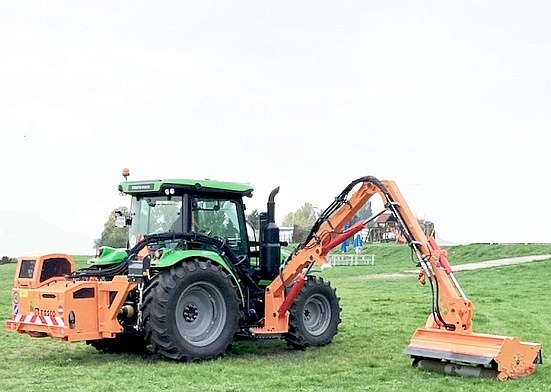 demo 106HP traktor+sekačka 6m mulčovač příkop DEUTZ 5105