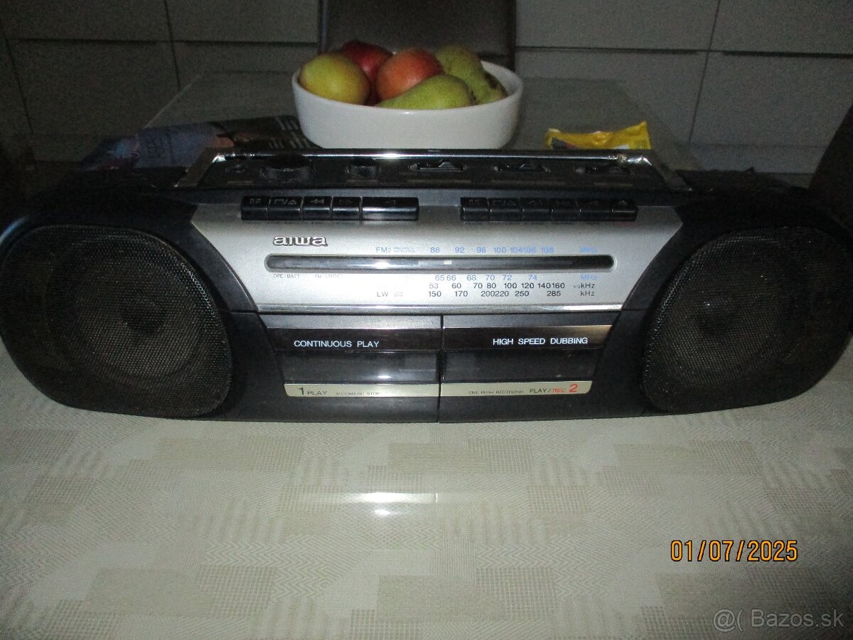 Predám radiomagnetofon AIWA Stereo Dvojdeck