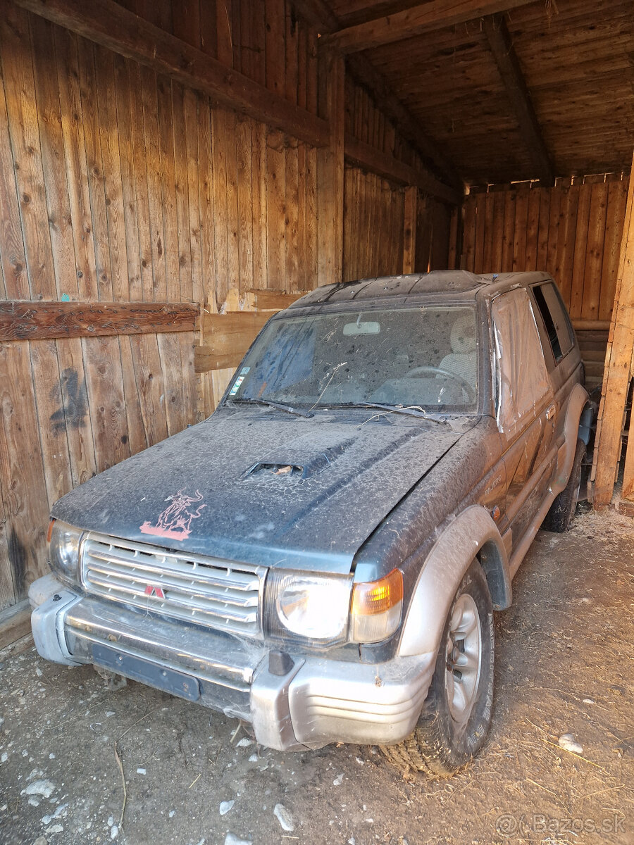 Mitsubishi Pajero 2,  2,8TDI GLX