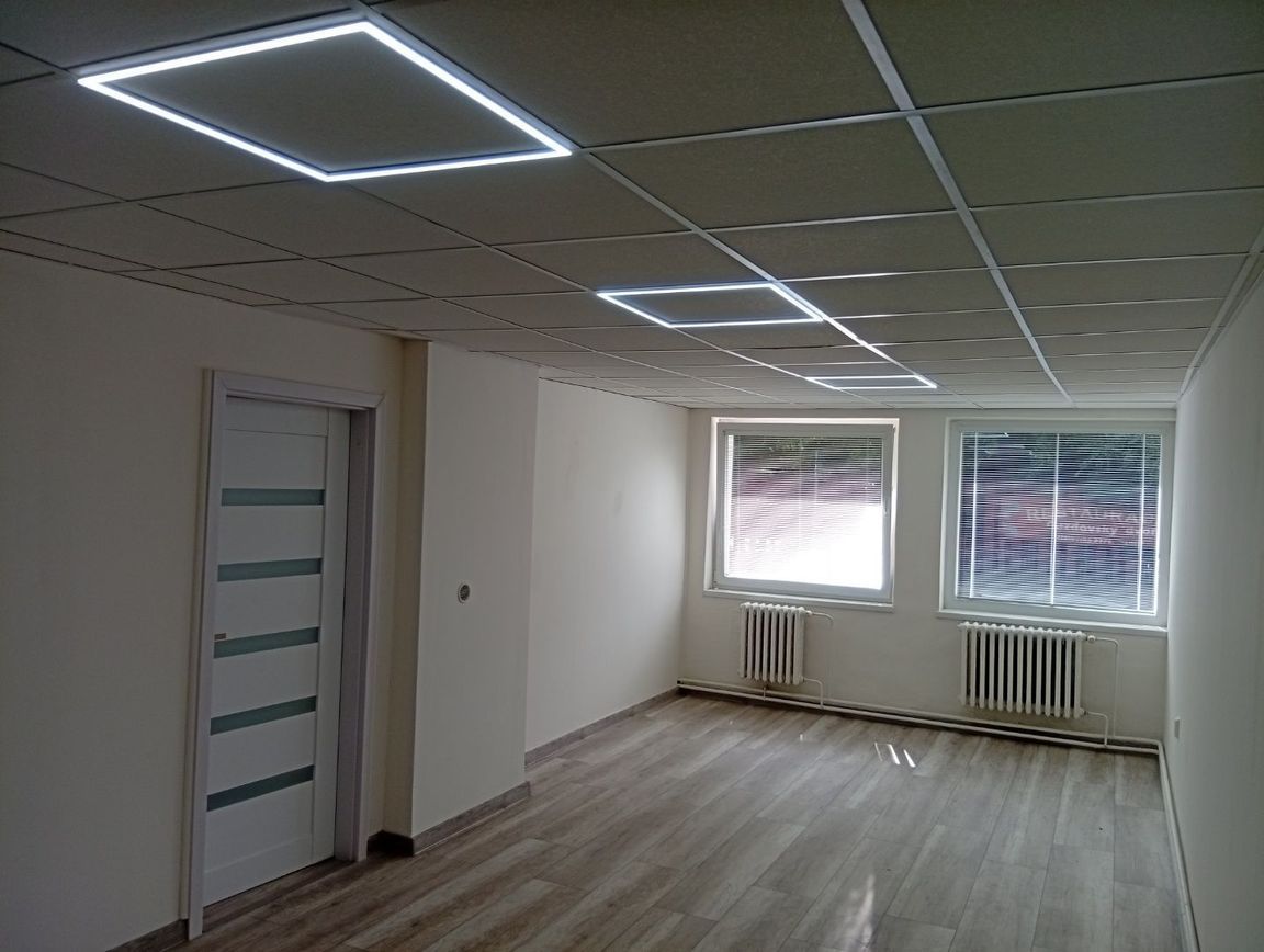 Klimatizované komerčné priestory, Trenčín, Za mostami