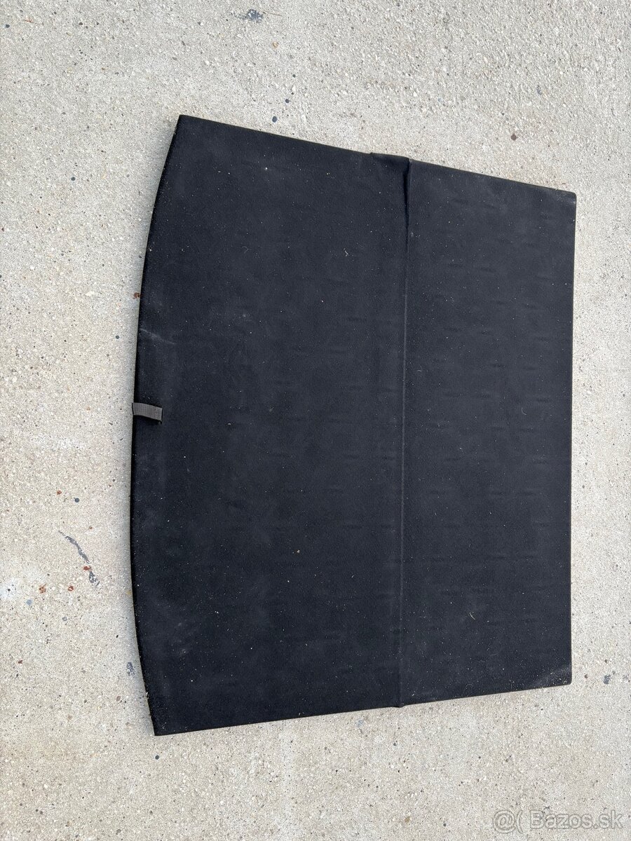 Podlaha v kufri, Rav4 gen5