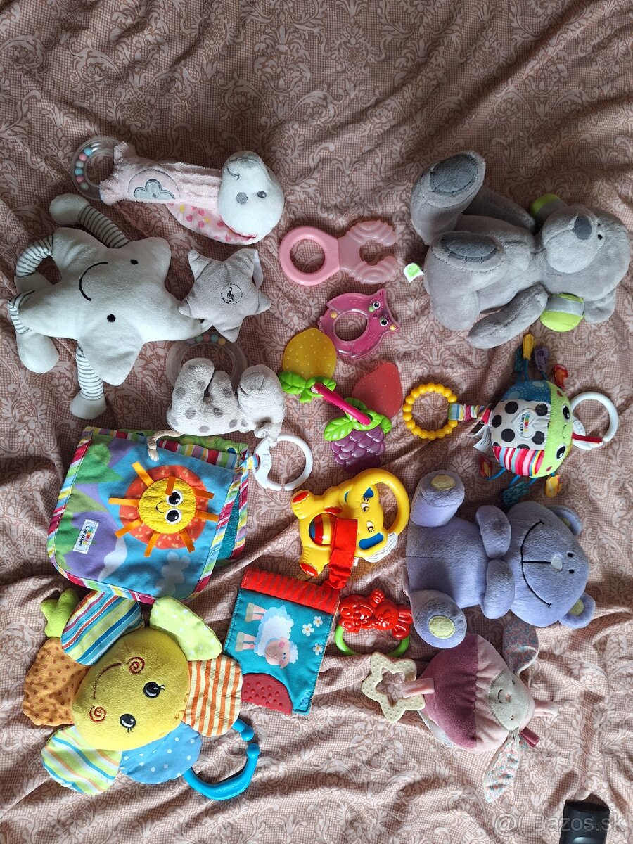 Hracky pre babatko 12 ks,kusatka,plysaky