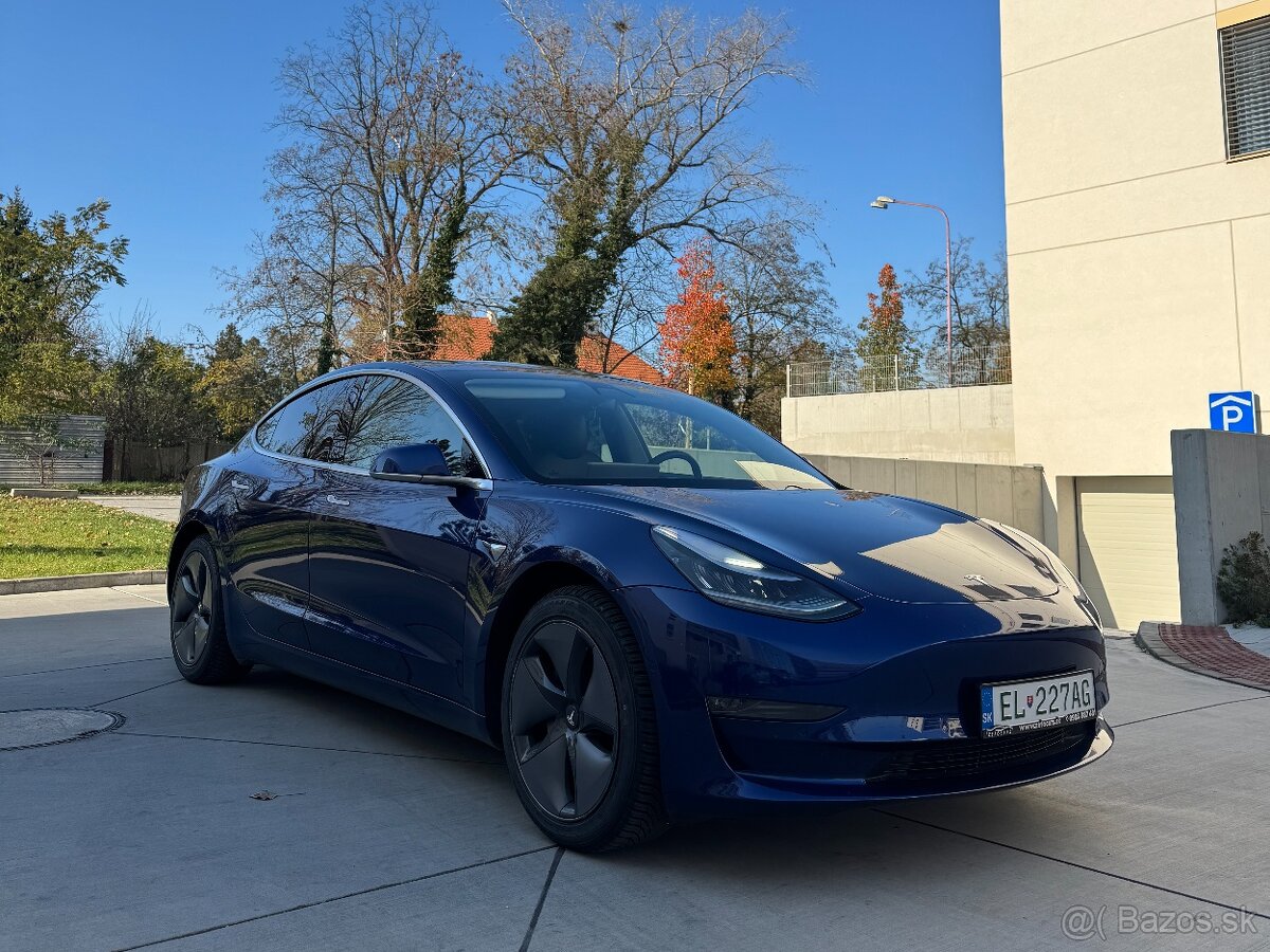 Tesla model 3 na prenájom